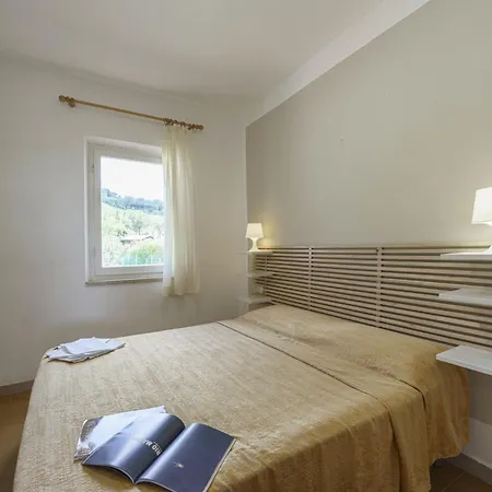 Elbamar 1-4 By Interhome Apartman