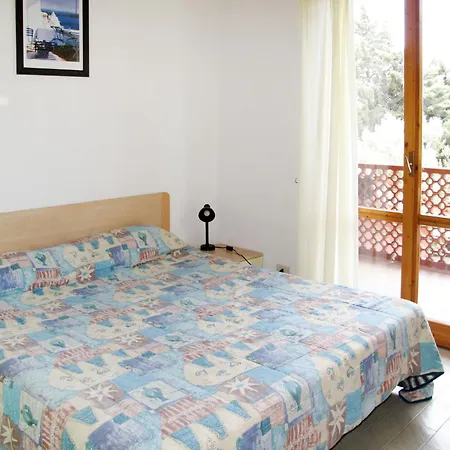 Apartman Elbamar 1-4 By Interhome